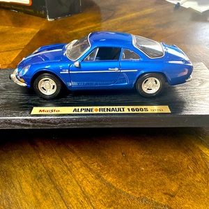 Alpine Renault Diecast Car